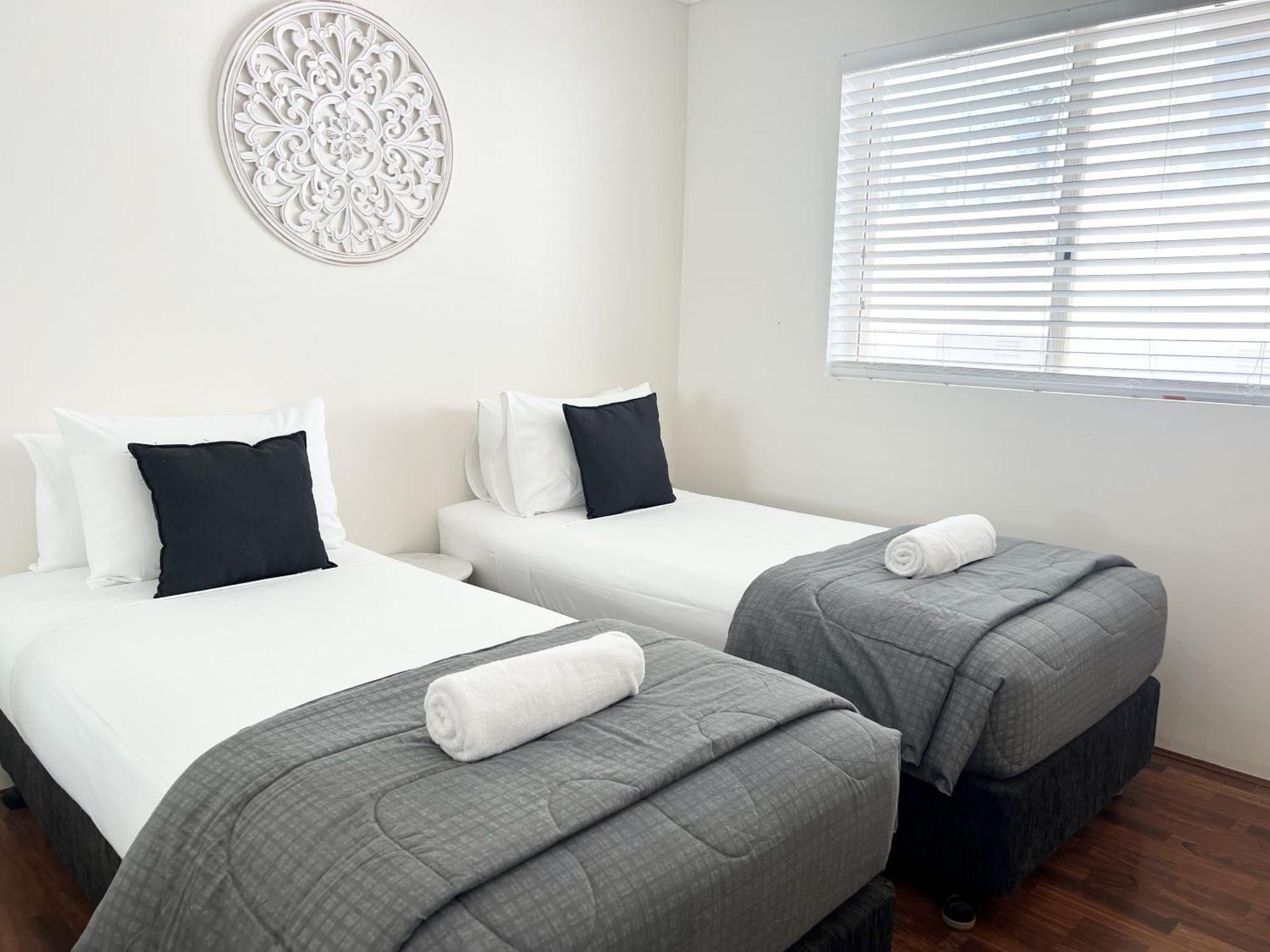 Montego Sands Resort Gold Coast Esterno foto