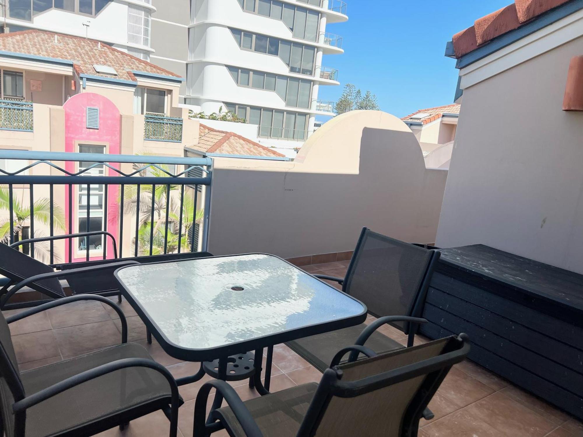 Montego Sands Resort Gold Coast Esterno foto